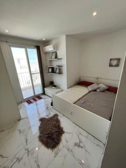 2 Bedroom Apartment In Msida, Malta Exterior photo